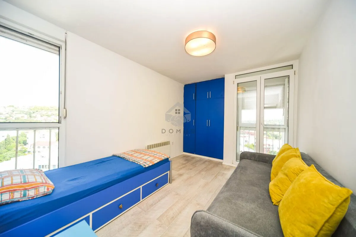 Izdavanje, dvosoban stan, 80m², Preko Morače, Podgorica