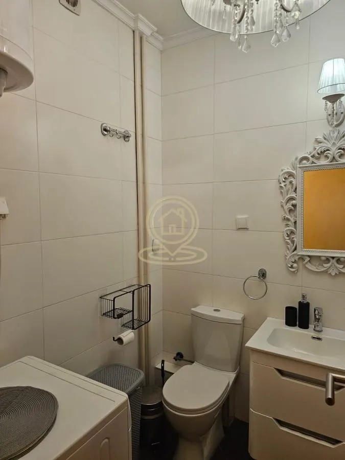 Rent, four bedroom apartment, 97m², Vračar Sve Podlokacije, Beograd