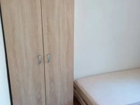 Rent, house, 60m², Škaljari, Kotor - image 6