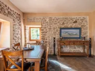 Prodaja, kuća, 280m², Markovići, Budva - image 28