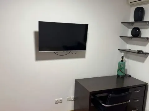 Rent, two bedroom apartment, 87m², Stari Aerodrom, Podgorica - image 9