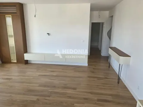 Sale, three bedroom apartment, 81m², Novi Beograd Blok 65, Novi Beograd Sve Podlokacije - image 2