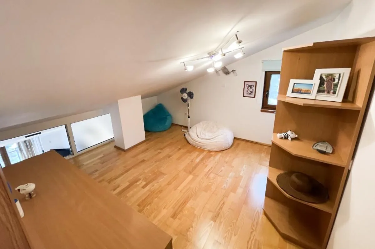 Prodaja, trosoban stan, 85m², Bijela, Herceg Novi