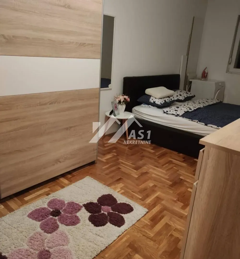 Izdavanje, trosoban stan, 65m², Bulevar Evrope, Novi Sad Sve Podlokacije