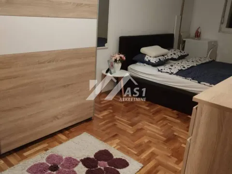 Izdavanje, trosoban stan, 65m², Bulevar Evrope, Novi Sad Sve Podlokacije - image 4