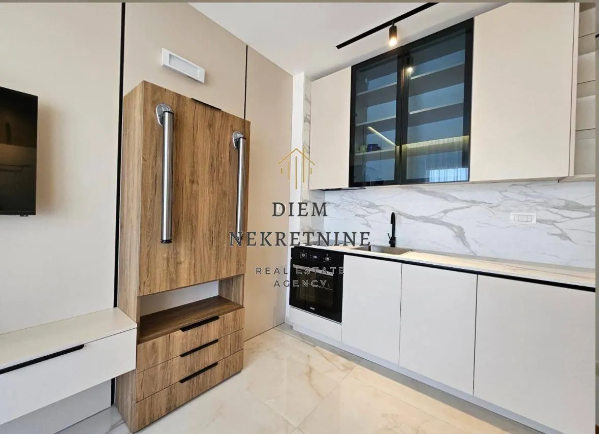 Rent, studio apartment, 25m², Čeluga, Bar