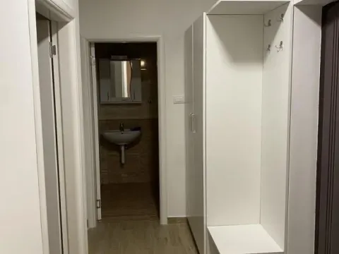 Izdavanje, dvosoban stan, 42m², Telep, Novi Sad Sve Podlokacije - image 10