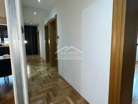 Prodaja, četvorosoban stan, 130m², Centar, Smederevo - image 10