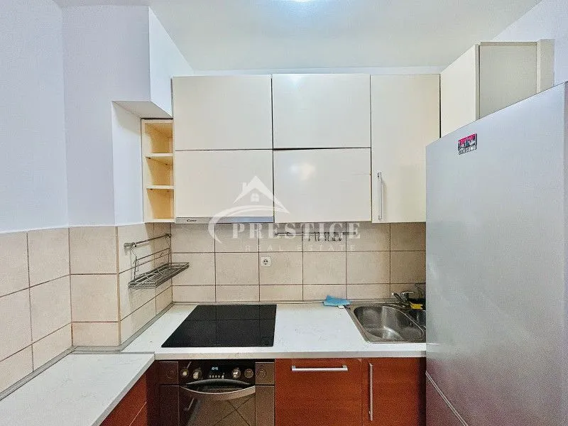 Izdavanje, dvosoban stan, 65m², Blok 9, Podgorica