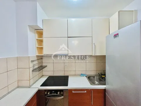 Izdavanje, dvosoban stan, 65m², Blok 9, Podgorica - image 10