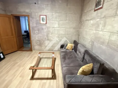 Izdavanje, dvosoban stan, 52m², Podbara, Novi Sad Sve Podlokacije - image 2