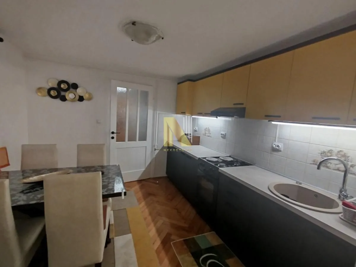 Prodaja, kuća, 128m², Salajka, Novi Sad Sve Podlokacije