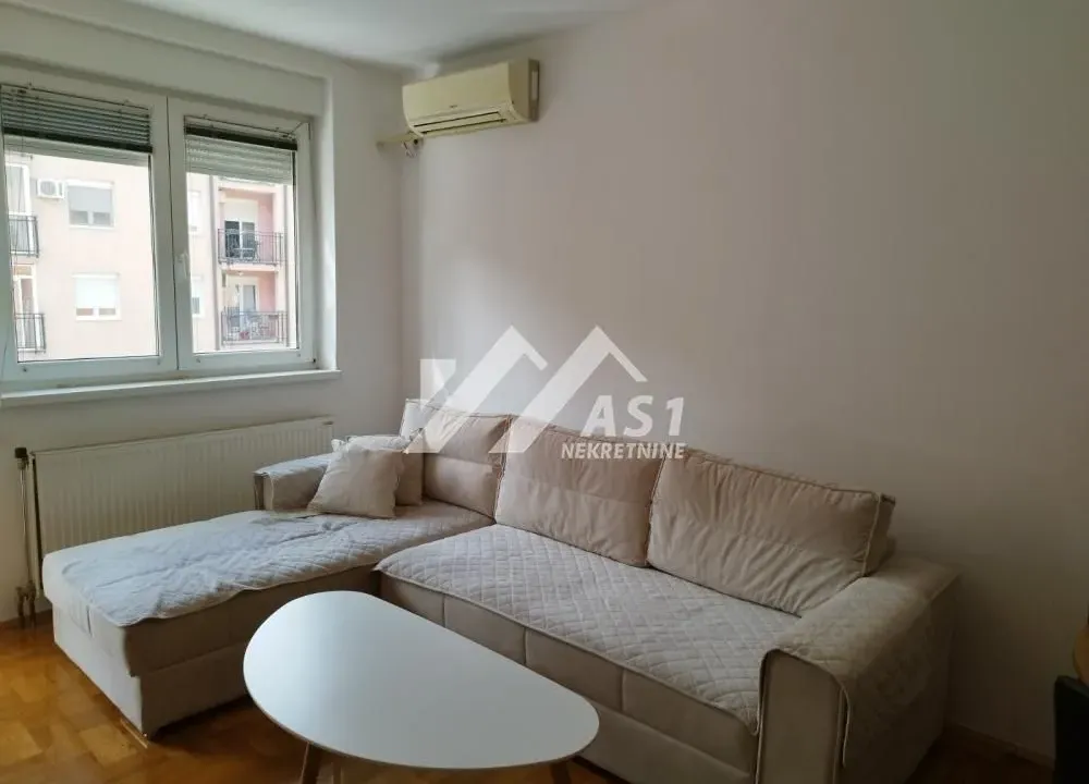 Izdavanje, dvosoban stan, 44m², Adamovićevo Naselje, Novi Sad Sve Podlokacije