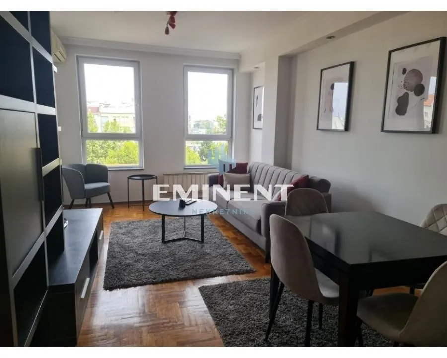 Izdavanje, dvosoban stan, 50m², Crveni Krst, Beograd