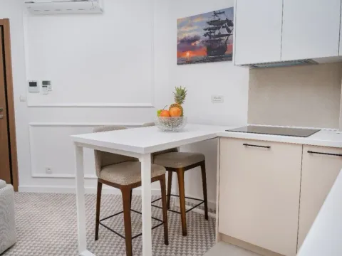 Izdavanje, garsonjera, 32m², Budva, Crna Gora - image 6