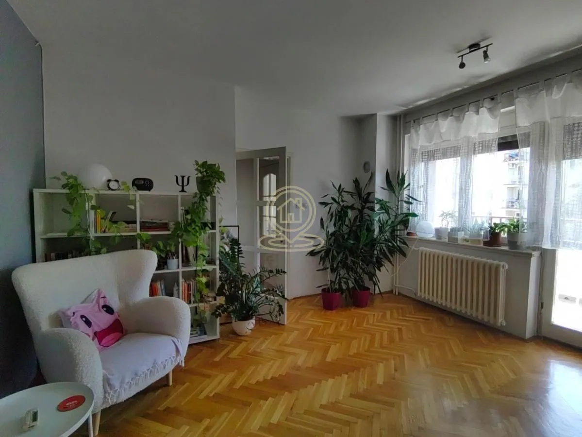 Izdavanje, jednosoban stan, 37m², Grbavica, Novi Sad Sve Podlokacije