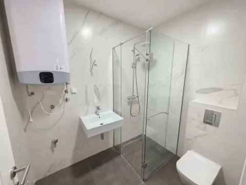 Prodaja, jednosoban stan, 43m², Bečići, Budva - image 19