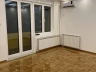 Izdavanje, trosoban stan, 68m², Centar, Niš - image 4