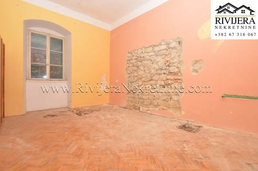 Prodaja, stan, 135m², Centar, Herceg Novi