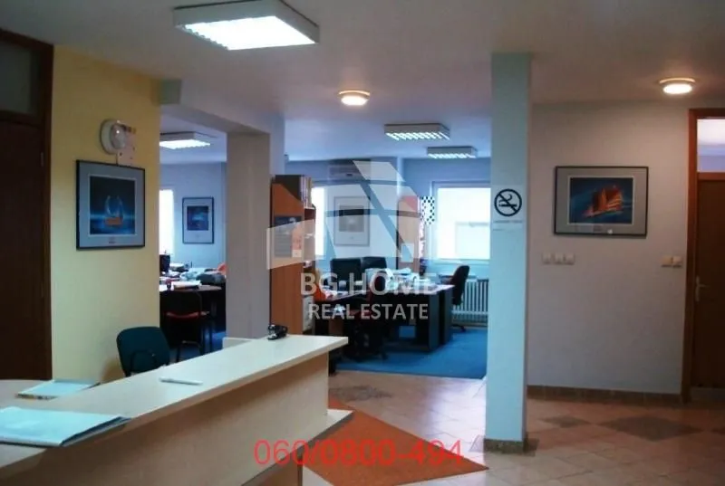 Rent, office space, 350m², Čukarica, Beograd