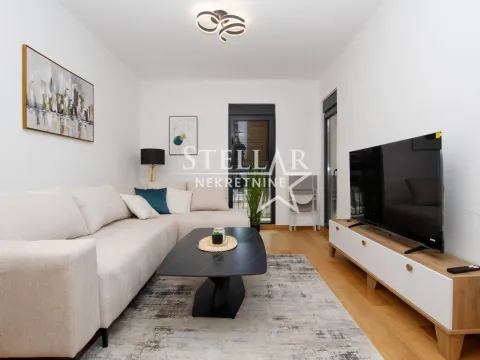 Rent, one bedroom apartment, 43m², City Kvart, Podgorica - image 1