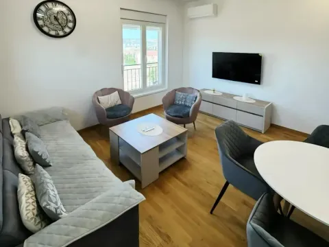 Rent, two bedroom apartment, 66m², Stari Aerodrom, Podgorica - image 4