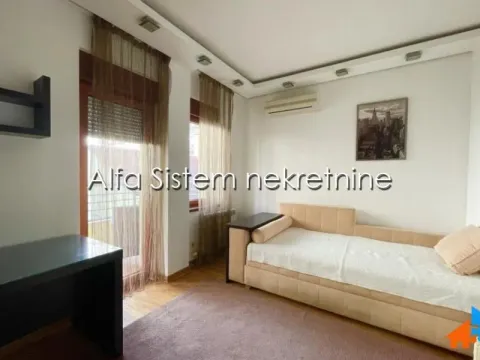 Izdavanje, stan, 130m², Vračar Hram, Vračar Sve Podlokacije - image 6