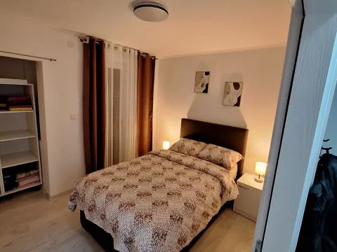 Izdavanje, jednosoban stan, 30m², Drač, Podgorica - image 11