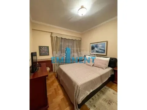 Izdavanje, trosoban stan, 104m², Savski Venac, Beograd - image 9