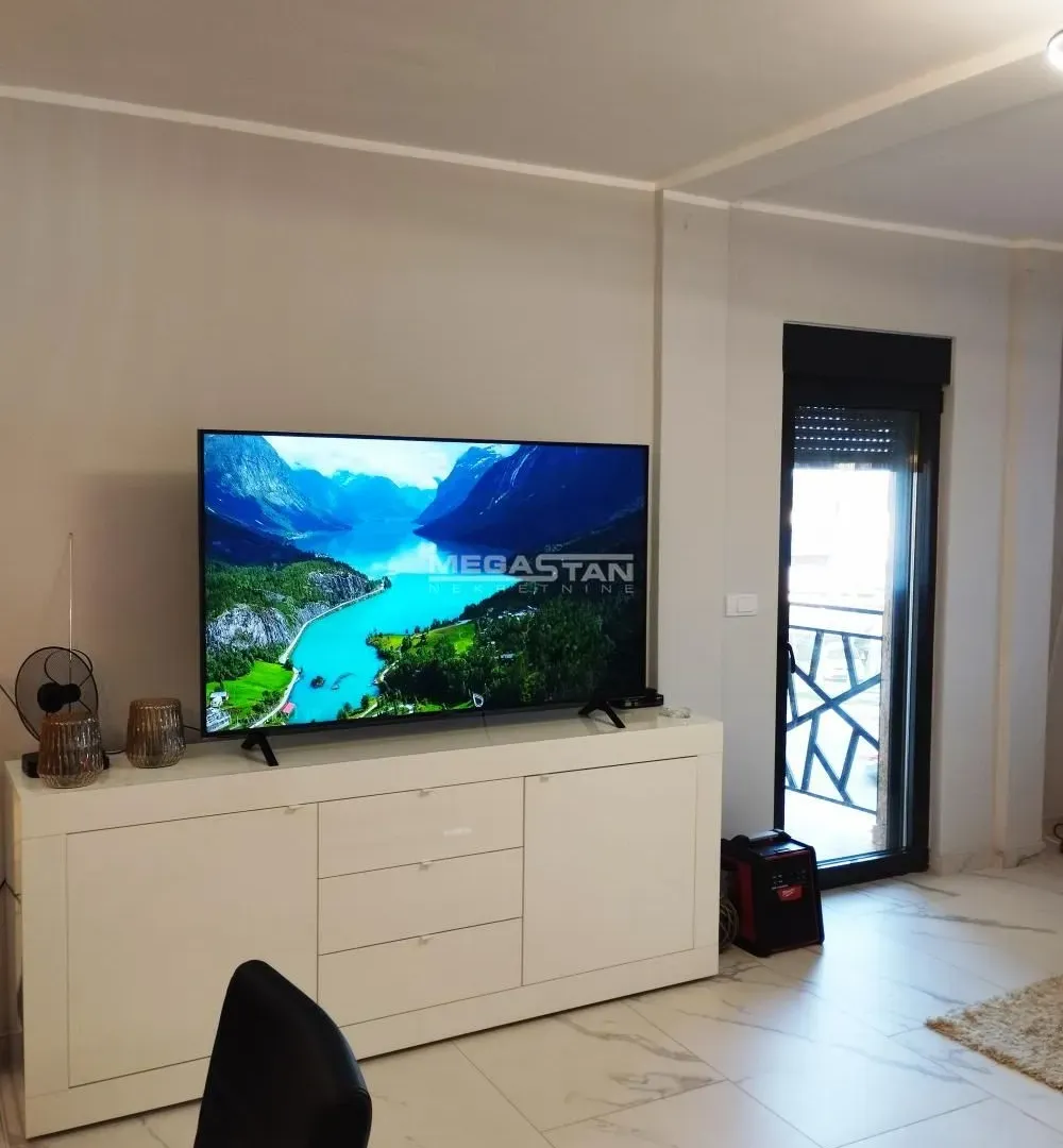 Prodaja, trosoban stan, 94m², Pančevo, Srbija
