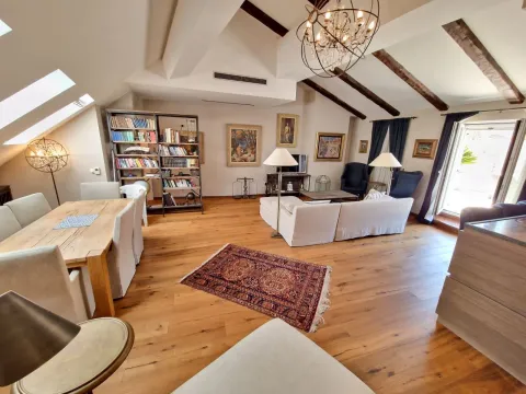 Sale, house, 288m², Stari Grad, Budva - image 24