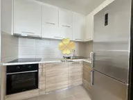 Izdavanje, jednosoban stan, 45m², City Kvart, Podgorica - image 2