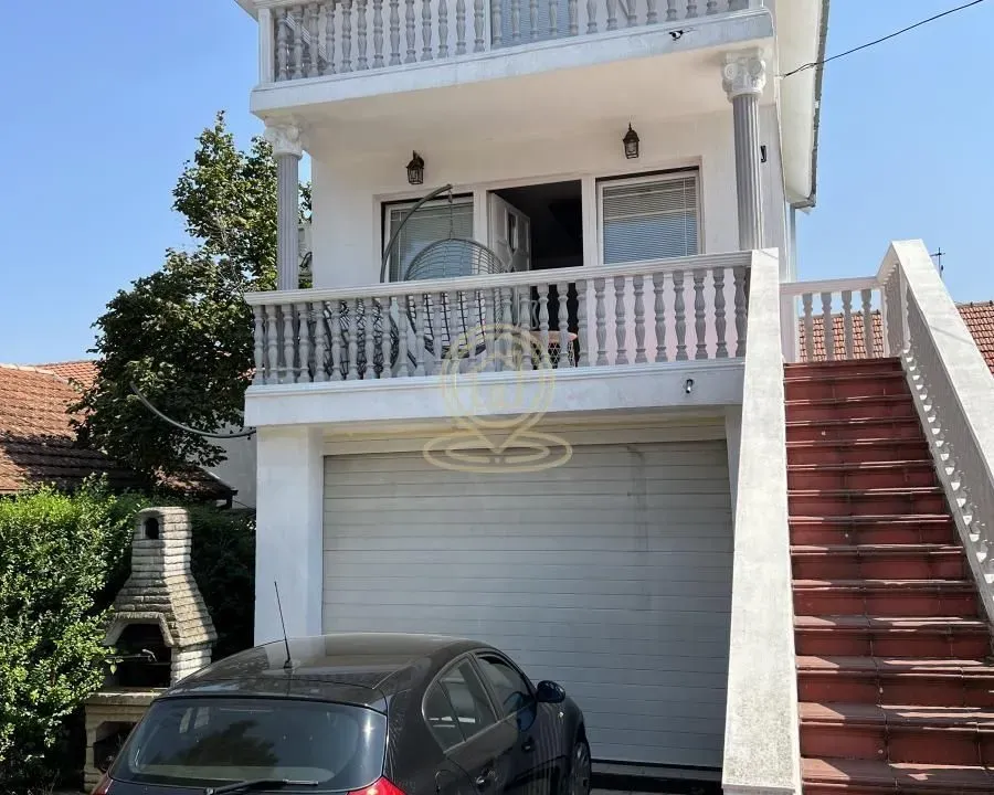 Izdavanje, kuća, 80m², Dušanovac, Voždovac Sve Podlokacije