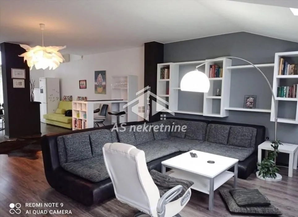 Sale, three bedroom apartment, 133m², Cvetkova Pijaca, Zvezdara Sve Podlokacije