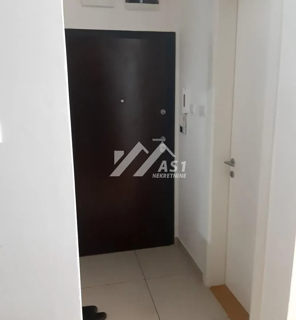 Izdavanje, jednosoban stan, 41m², Podbara, Novi Sad Sve Podlokacije