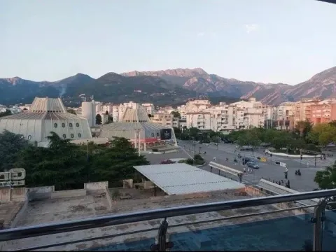 Sale, one bedroom apartment, 65m², Centar, Bar - image 1