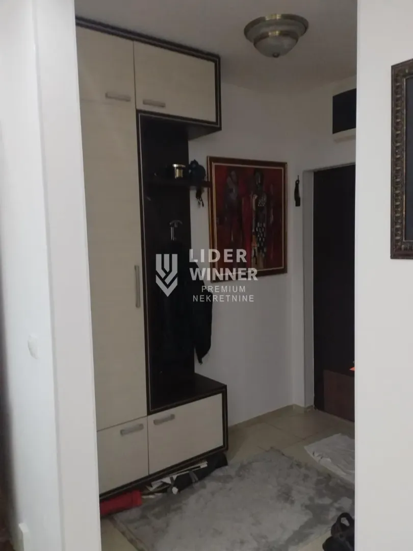 Sale, two bedroom apartment, 50m², Olimp, Zvezdara Sve Podlokacije