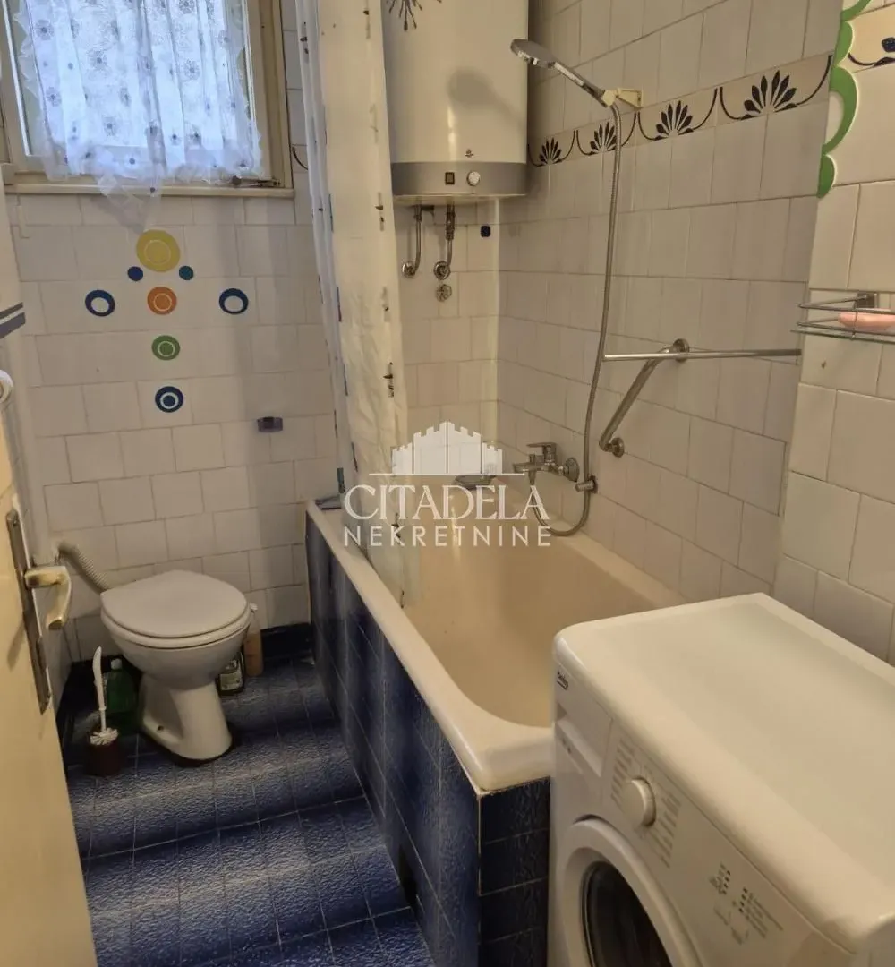 Izdavanje, dvosoban stan, 56m², Čukarica, Beograd