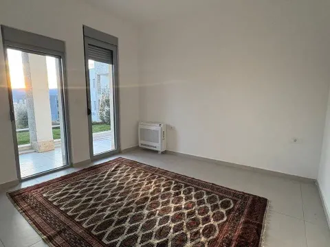Prodaja, jednosoban stan, 69m², Tivat, Crna Gora - image 2