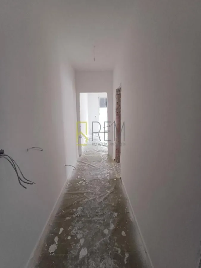 Prodaja, jednosoban stan, 55m², Momišići, Podgorica