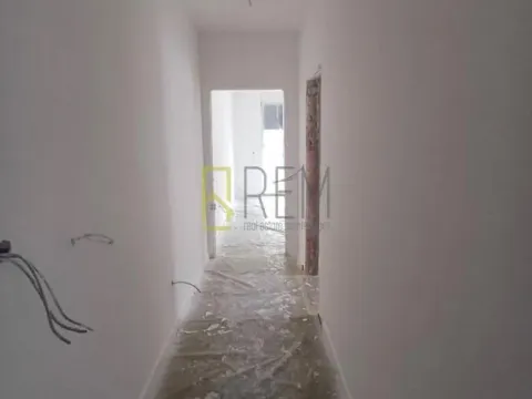 Prodaja, jednosoban stan, 55m², Momišići, Podgorica - image 11