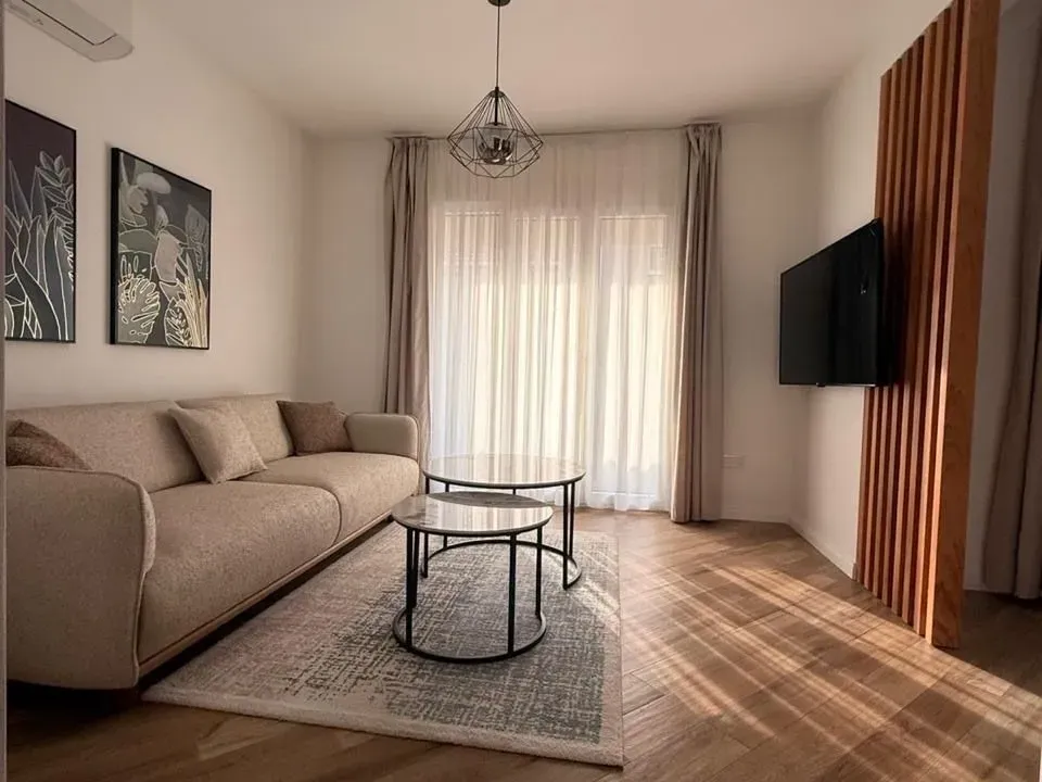 Rent, two bedroom apartment, 60m², Mažina, Tivat