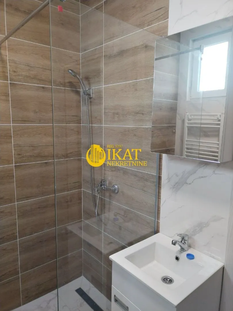 Prodaja, jednosoban stan, 41m², Centar, Stara Pazova
