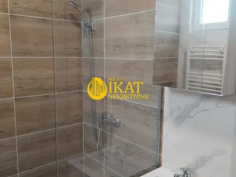 Prodaja, jednosoban stan, 41m², Centar, Stara Pazova - image 8