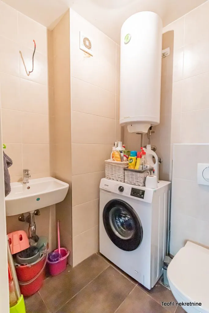 Sale, three bedroom apartment, 75m², Zemun Sve Podlokacije, Beograd