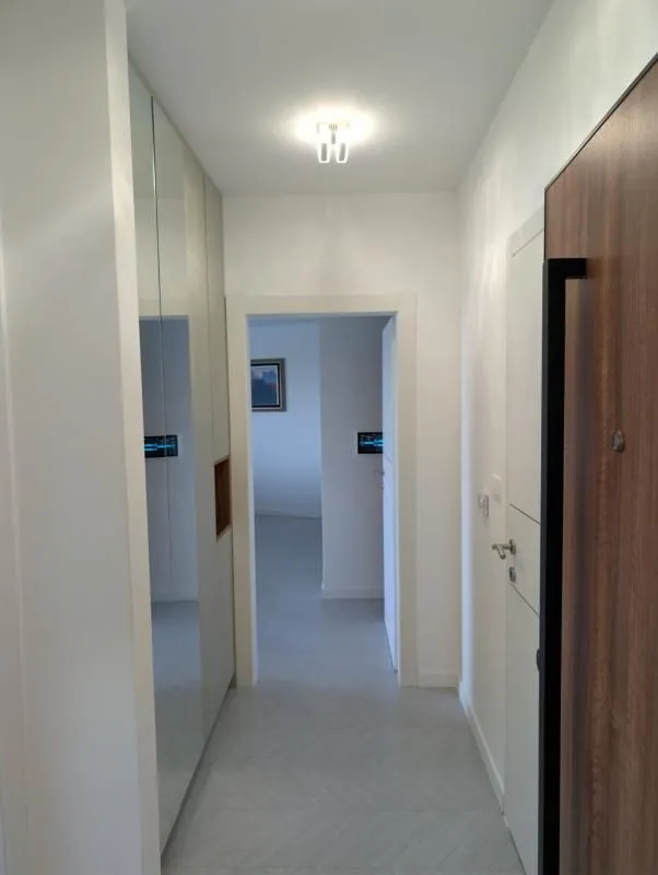 Prodaja, jednosoban stan, 53m², Šušanj, Bar