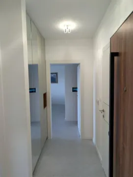 Prodaja, jednosoban stan, 53m², Šušanj, Bar - image 6