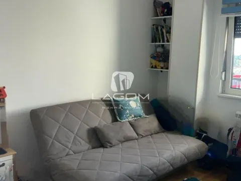 Prodaja, trosoban stan, 68m², Uciteljsko Naselje, Zvezdara Sve Podlokacije - image 9