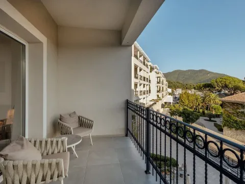 Prodaja, jednosoban stan, 81m², Kotor, Crna Gora - image 11
