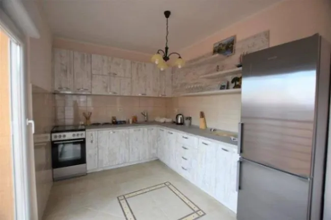 Sale, four bedroom apartment, 160m², Petrovac, Budva